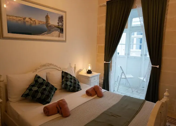 House Of Sliema - 4Br Traditional Townhouse
