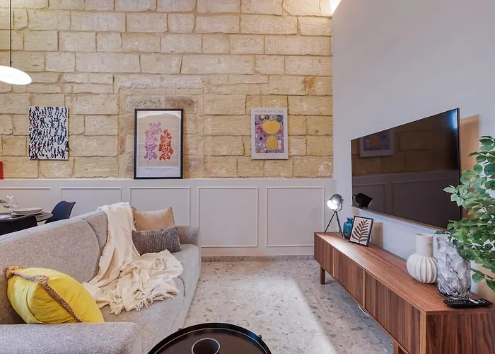 Boutique Sliema Townhouse With Garden
