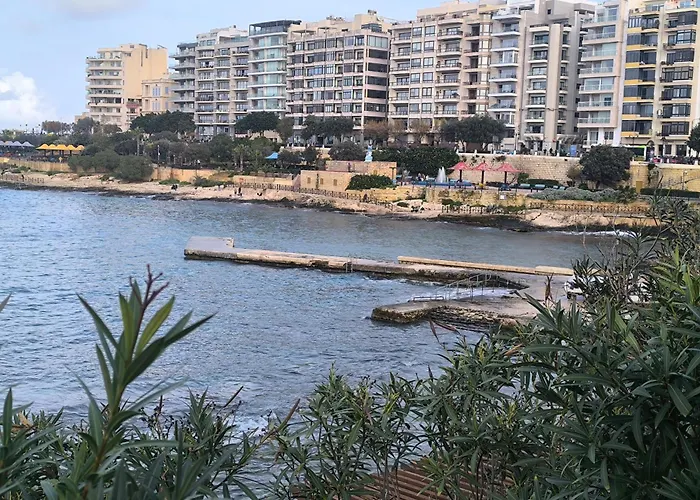 Тhree Bedroom House "Tea" -With Garage Close To The Sea -Sliema